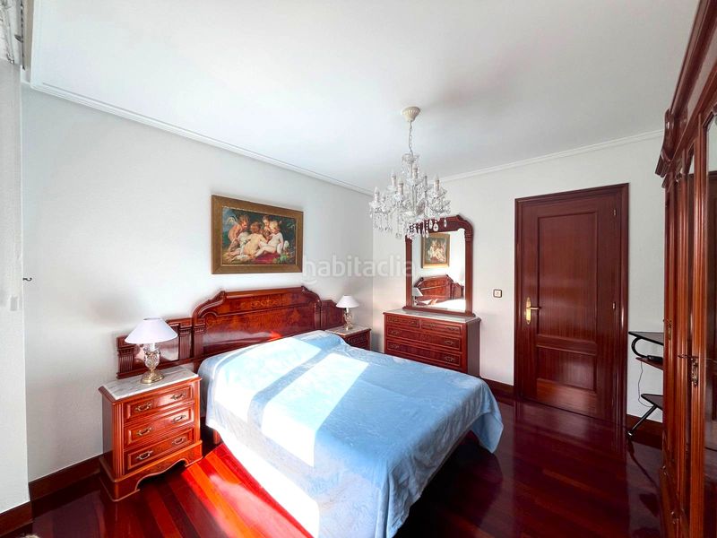 Foto d9af2e4e-70b3-45fe-9d3d-3e8762a688e2. Pis amb calefacció aparcament piscina a Centro Castro - Urdiales