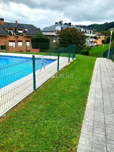 Foto 61b10b26-aa73-4984-bc6d-0f9fa1a6abe8. Pis amb calefacció aparcament piscina a Playa Ostende Castro - Urdiales