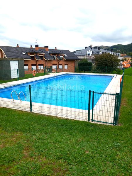 Foto f06ba732-78e0-4a5a-a736-f4f3b82656d6. Pis amb calefacció aparcament piscina a Playa Ostende Castro - Urdiales