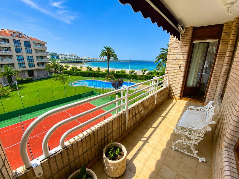 Foto 01ce8db3-d8af-45d5-84d5-c3df50ae7cbd. Pis amb calefacció piscina a Brazomar Castro - Urdiales