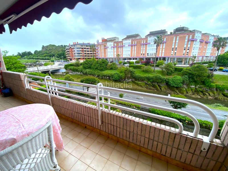 Foto 087bf2cc-deac-4669-b62a-ab98e963f894. Pis amb calefacció piscina a Brazomar Castro - Urdiales