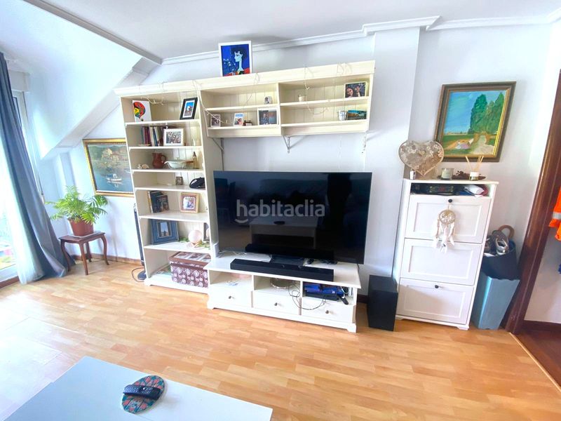 Foto d2b006e1-a279-45b5-b9ec-73690f372bda. Àtic a calle los templarios 10 a Playa Ostende Castro - Urdiales