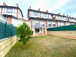 Chalet in Barrio de santullán 15b
