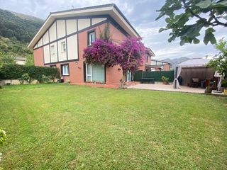 Chalet in Barrio islares 42