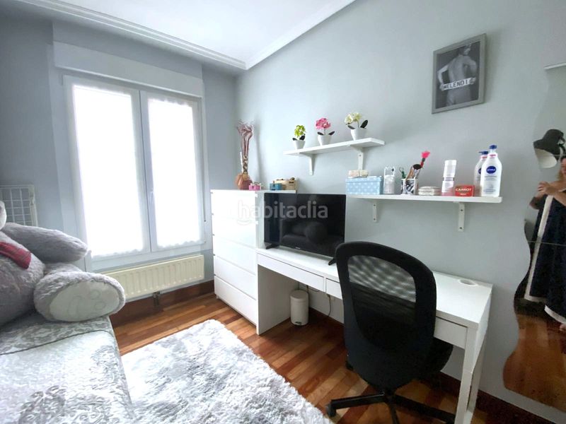 Foto 0ad930e5-f6b2-423e-b745-98d2502a975d. Flat in calle ardigales 15 in Centro Castro - Urdiales