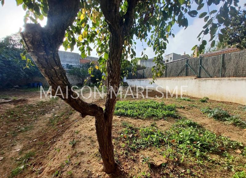Foto e8a392a7-ea1c-437f-9f9b-06bc220e53f6. Terreny residencial a Canet de Mar
