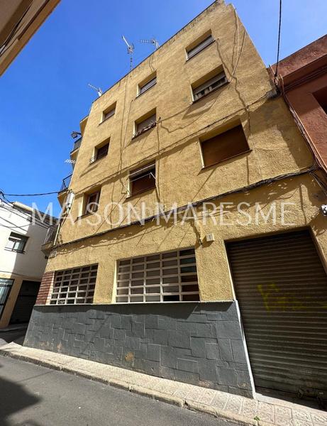 Foto 62472685-8bb6-4b8b-bc7e-9781542771f0. Edificio en Canet de Mar