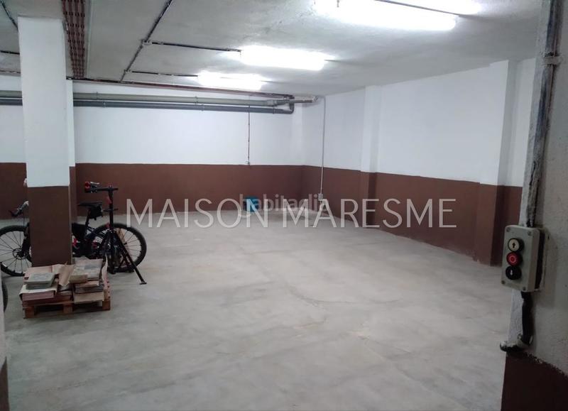 Foto 9f1e358d-8847-45f2-bf2a-3acc0169485e. Location local commercial dans Canet de Mar