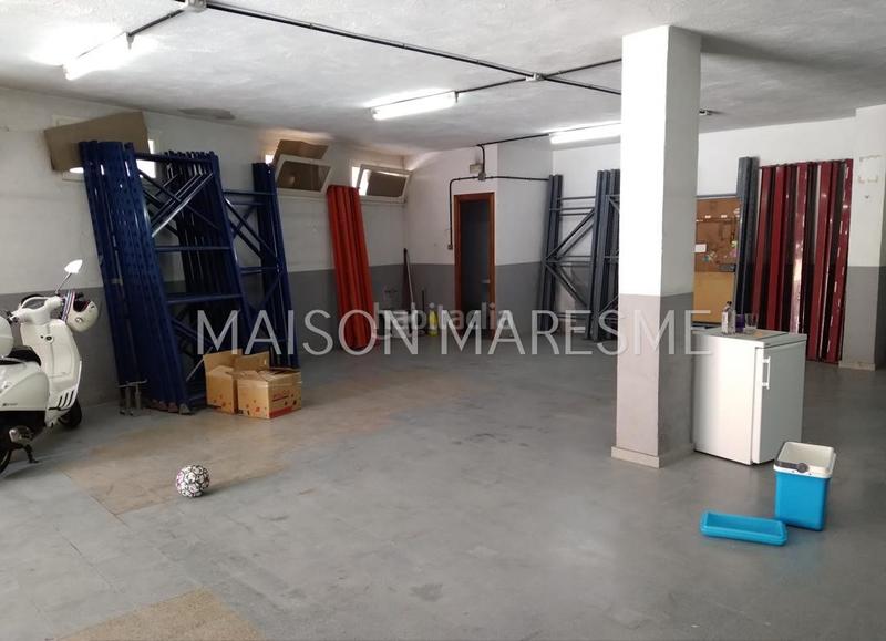 Foto b1d9586f-88e6-4cd8-a761-984cf3c3907f. Location local commercial dans Canet de Mar