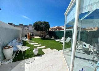Maison à Canet de Mar. Casa con jardín y piscina en venta