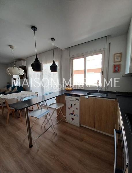 Foto b9fe867f-3df0-462b-8c5d-000ea2fadfa9. Dúplex tripex en venta en Canet de Mar
