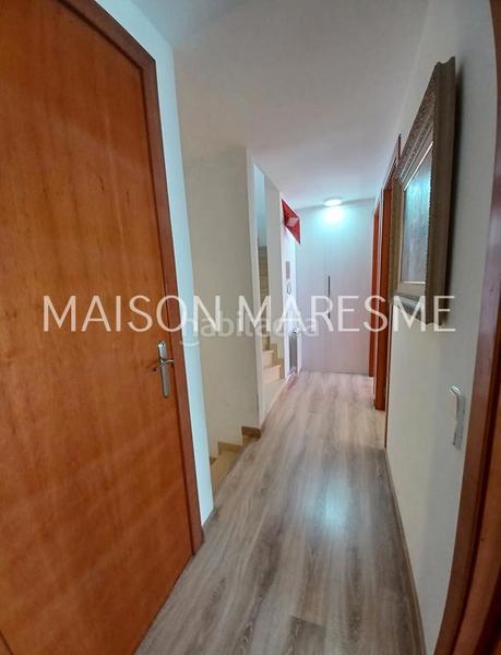 Foto e972cdd7-055f-47b8-888b-19bd8b8ccb9e. Dúplex tripex en venta en Canet de Mar