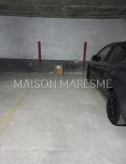 Aparcament cotxe a Canet de Mar. Garaje en el centro, en venta
