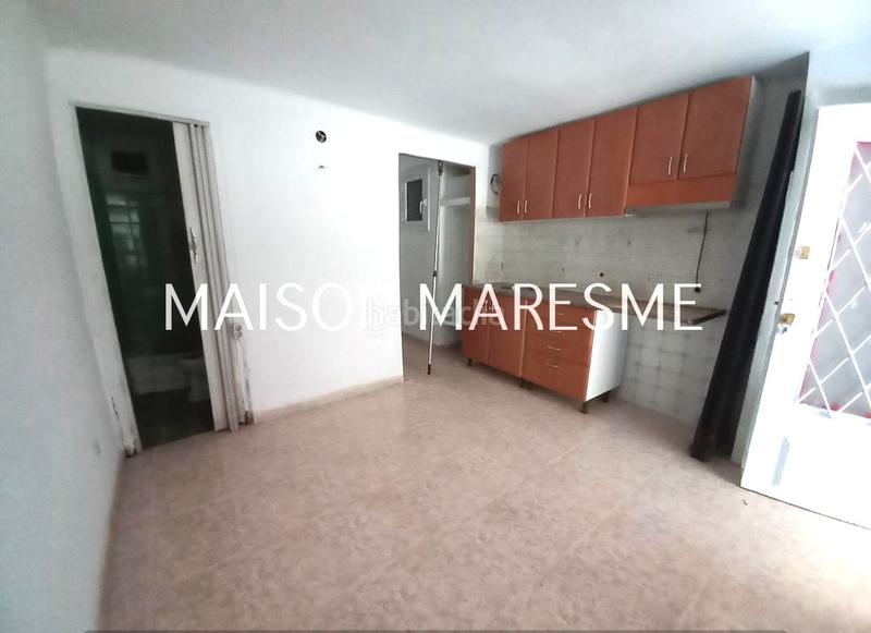 Foto 4ac954f0-387c-48a9-a86e-b03fa561220b. Local comercial local en venta en Canet de Mar