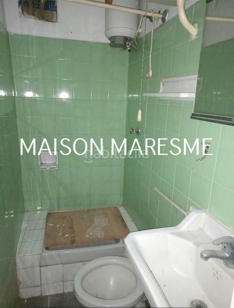 Foto 4ae78ca6-bf5b-479a-8c2c-c38ac5edb7f7. Local comercial local en venta en Canet de Mar