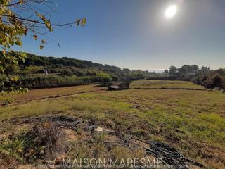 Finca rústica a Urbanitzacions. Parcela de terreno en venta