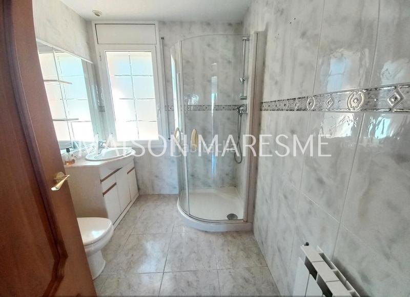 Foto 367e2bec-0c44-463c-81e9-81561be0f2fc. Rent house with fireplace heating parking pool in Canet de Mar