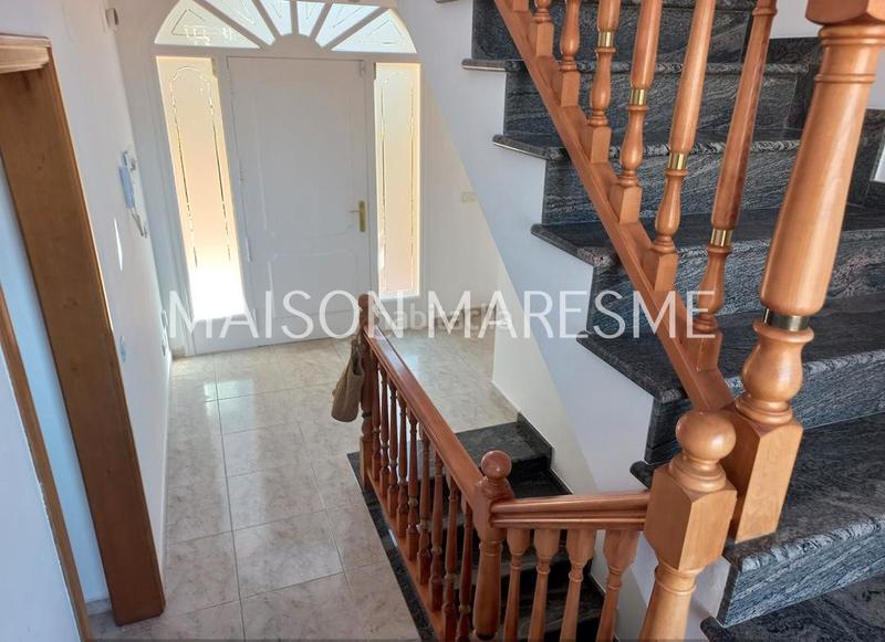 Foto 6b137d40-6f47-456c-96ff-faa03806527f. Rent house with fireplace heating parking pool in Canet de Mar