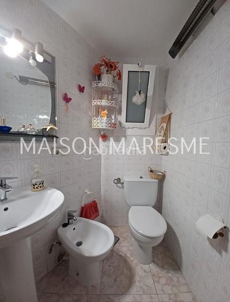 Foto e0718e9a-26c2-4bdd-8017-9d0b92b9f81c. Piso  en venta, sin ascensor en Canet de Mar