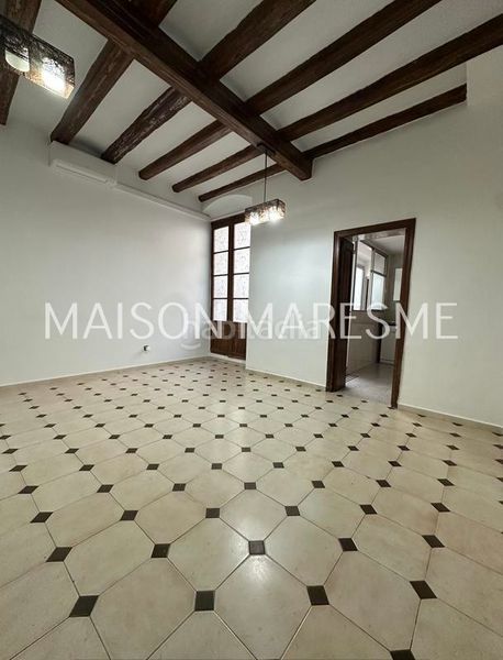 Foto c328c80c-2e2d-42c0-9e54-b9fa34563193. Casa adossada a Canet de Mar