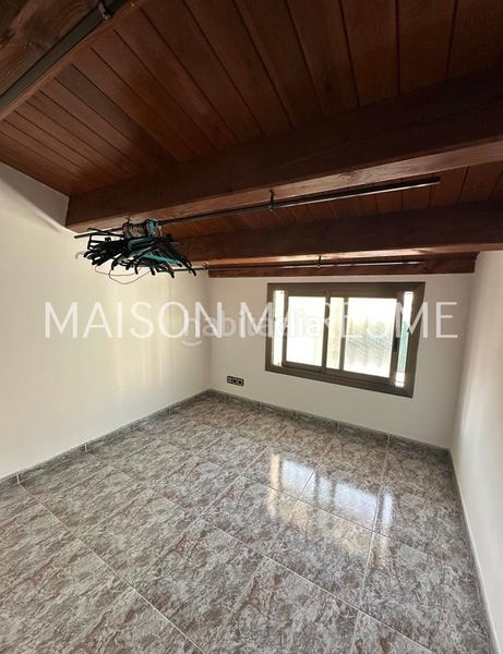 Foto e4f7542c-ddd8-46f8-85e2-72e93573af60. Casa adossada a Canet de Mar
