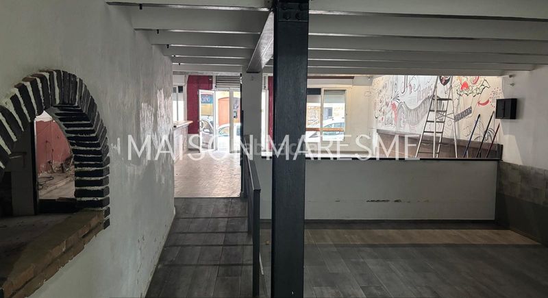 Foto 7c3b9b6e-9a26-4b8a-a7af-4eea0e3fa5e4. Local comercial a Canet de Mar