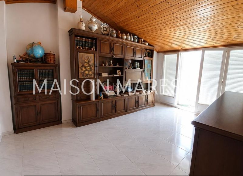Foto 2288d5be-7a4a-433b-9aaa-937de2661ff0. Dúplex  con terraza en venta en Canet de Mar