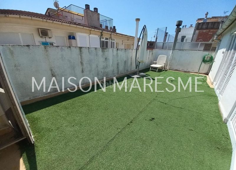 Foto dfa619f7-c107-4ba2-aa79-7ee5e011d851. Dúplex  con terraza en venta en Canet de Mar