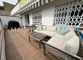 Pis a Canet de Mar. Piso con terraza en venta