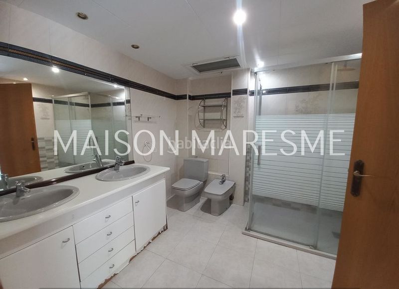 Foto 0522a1f9-f5d9-4224-81e6-2f93076ef788. Duplex con camino riscaldamento parcheggio in Canet de Mar
