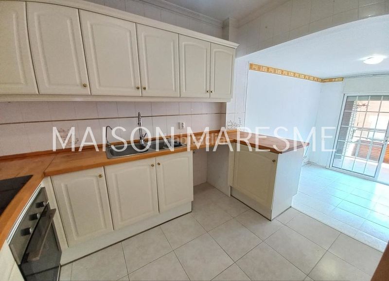 Foto 42aebd5e-a7e8-4a97-9775-337634c9966b. Duplex con camino riscaldamento parcheggio in Canet de Mar