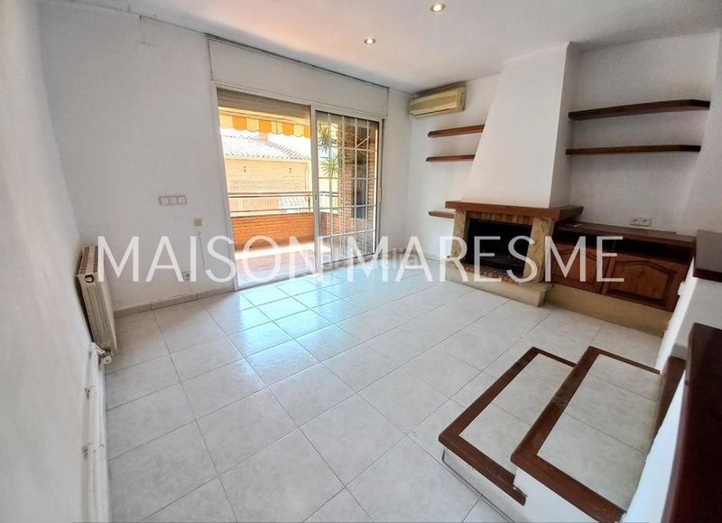 Foto a7b73143-d2c6-4b5d-b616-437db922acf4. Duplex con camino riscaldamento parcheggio in Canet de Mar