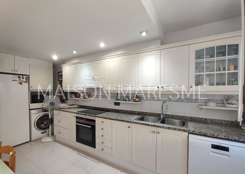 Foto 8fc9d45c-d61b-412a-a626-99a04c4f5684. Dúplex duplex en venta en Canet de Mar