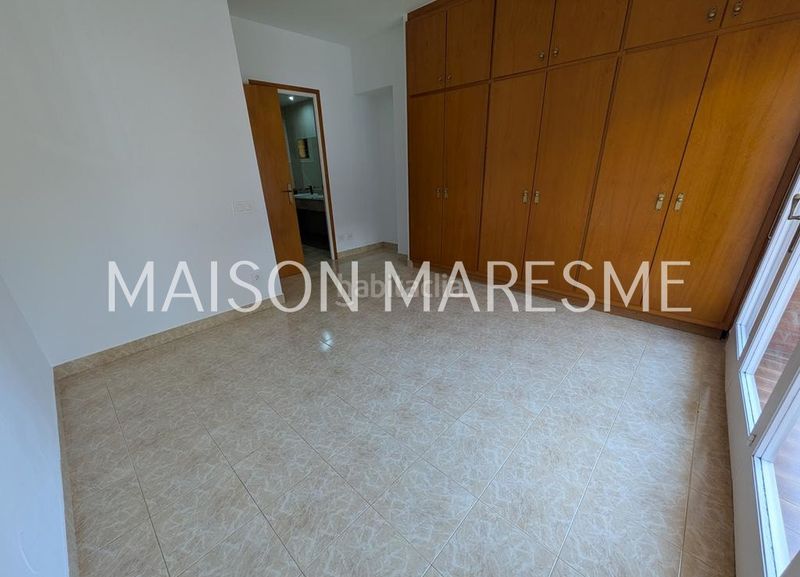 Foto 4527febe-4b97-48eb-a990-d137685656eb. Casa adossada amb xemeneia calefacció aparcament a Canet de Mar
