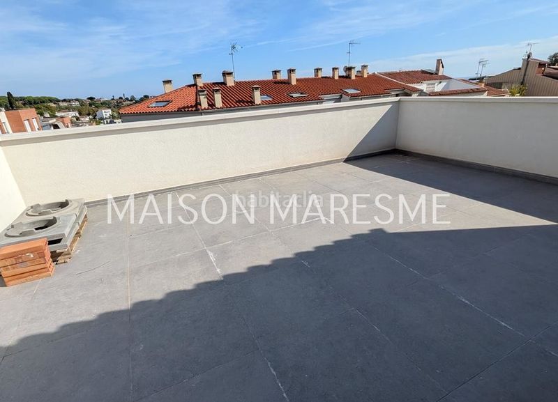 Foto 2b5b88ab-37a2-4977-b4a9-e74469e296de. Affitto casa a schiera con riscaldamento parcheggio piscina in Canet de Mar