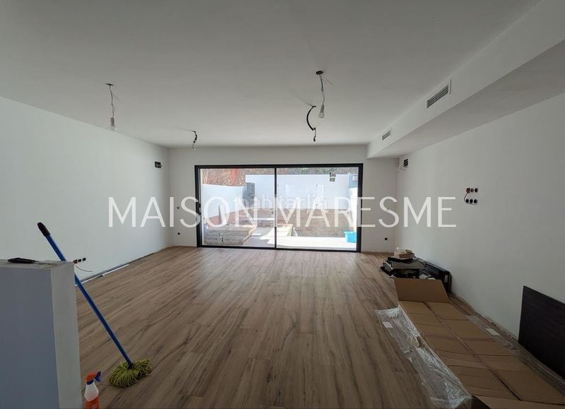 Foto 41739a90-64e5-4d3b-ac64-baa4f170055a. Affitto casa a schiera con riscaldamento parcheggio piscina in Canet de Mar