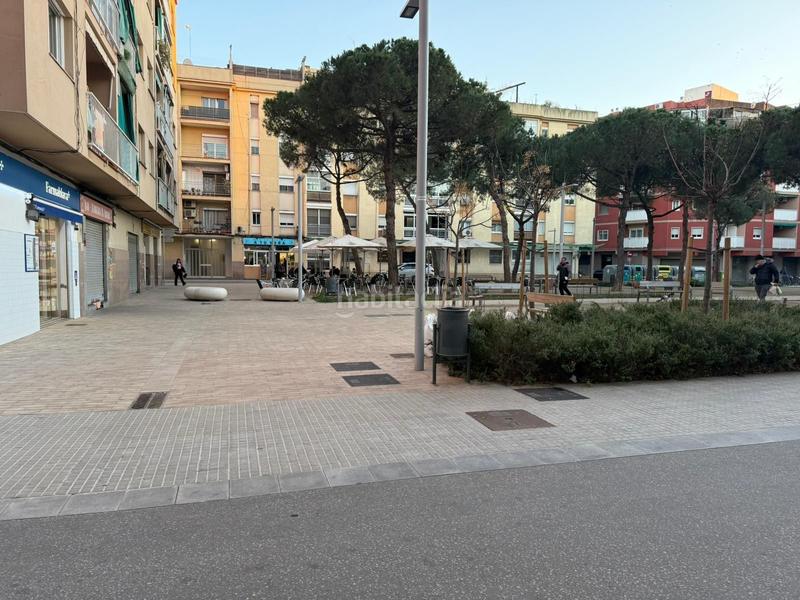 Foto b5e8d79a-4350-489c-9fcc-00decf37f26a. Rent business premise in Estruch-Eixample Prat de Llobregat (El)