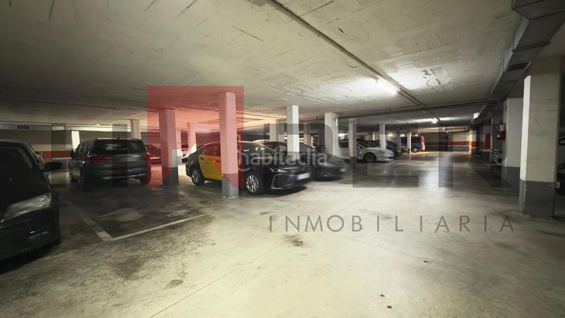 Foto 2885d44a-a2a4-4464-9281-e374fe5824a2. Piso  en avda diagonal con parking en finca en Barcelona