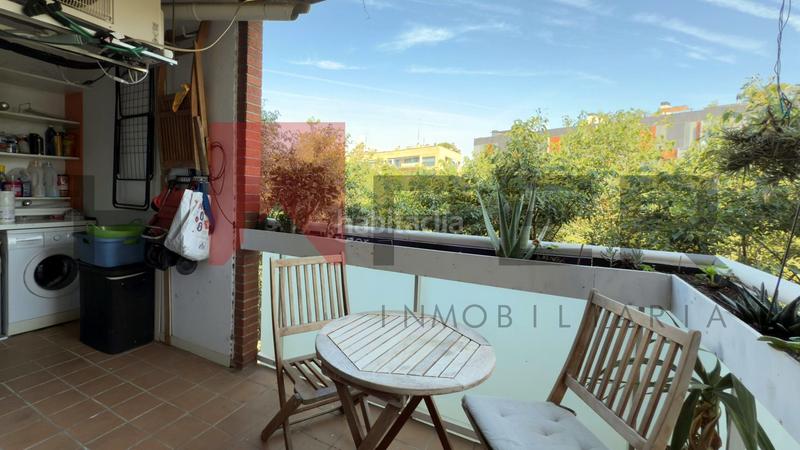 Foto 5e2166d6-d9e0-43bb-98a7-914fc700a2bc. Piso  en avda diagonal con parking en finca en Barcelona
