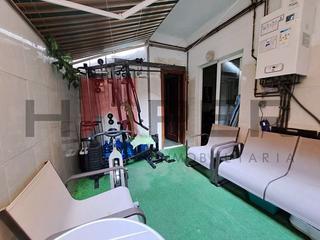 Etagenwohnung  Girona. Piso en venta, junto a plaza constitucion