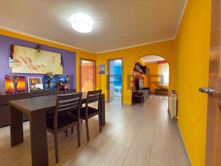 Flat  Calderon de la barca. Piso reformado en barcelona