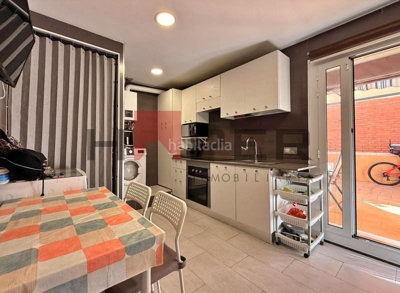 Foto 33160109-7f39-4538-93d8-321514f0813a. Zweistöckige wohnung in Sagnier-Plaça de Catalunya Prat de Llobregat (El)