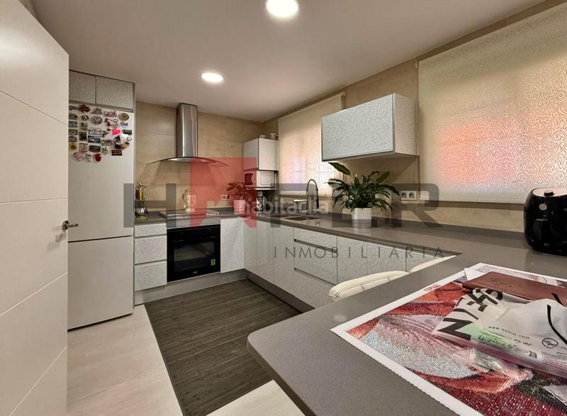 Foto 4400e118-2b9a-48fb-ae04-f78d9c9014d5. Zweistöckige wohnung in Sagnier-Plaça de Catalunya Prat de Llobregat (El)