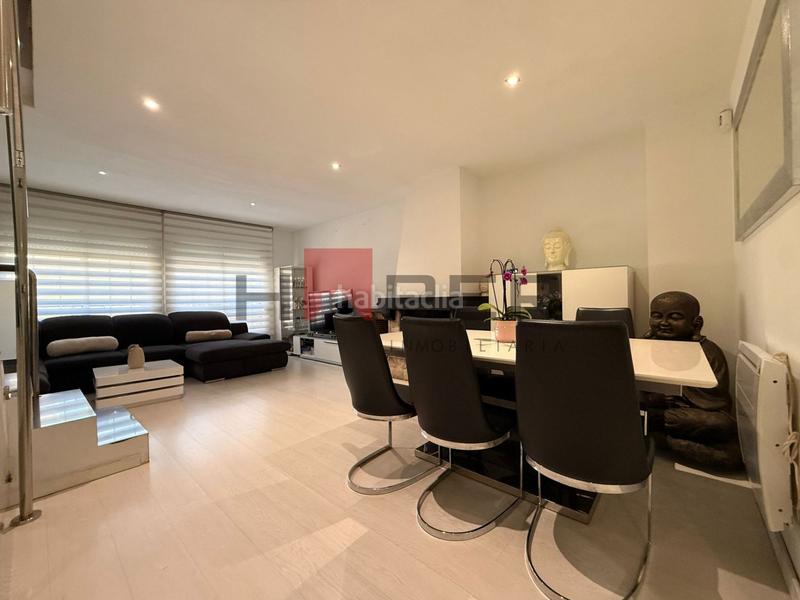 Foto 6ee4b246-a4df-4006-969d-8e45fc5f2690. Zweistöckige wohnung in Sagnier-Plaça de Catalunya Prat de Llobregat (El)