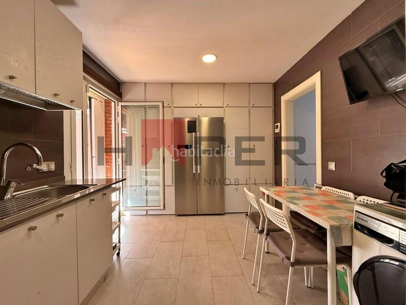 Foto 9b06151a-54f9-4bce-b69a-26a78e58c787. Zweistöckige wohnung in Sagnier-Plaça de Catalunya Prat de Llobregat (El)