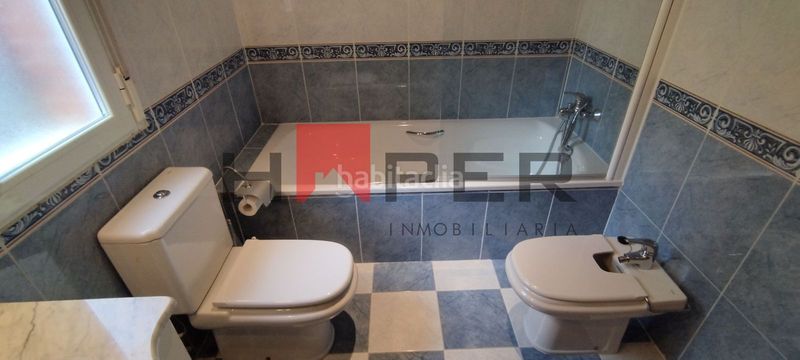 Foto 44c8fc59-d3a9-4a5e-9c11-a89f43600c9c. Chalet  independiente con parcela de 608 m en Navarredondilla
