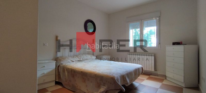 Foto 4fa8214e-9135-47b6-abc5-46a482e6f98d. Chalet  independiente con parcela de 608 m en Navarredondilla