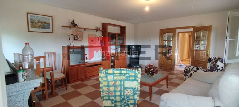 Foto d6f3f004-3f04-493b-85c2-fbe2005bd519. Chalet  independiente con parcela de 608 m en Navarredondilla