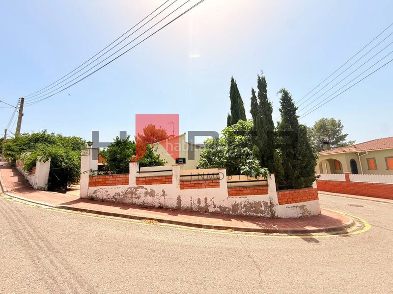 Foto a4804d01-c532-46f1-ba48-1683eebbd250. Xalet amb aparcament a Subirats