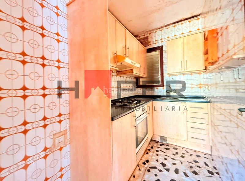 Foto ba0d71f6-86f5-40f6-aa18-5b3c777685b1. Casa adossada amb aparcament a Canet de Mar